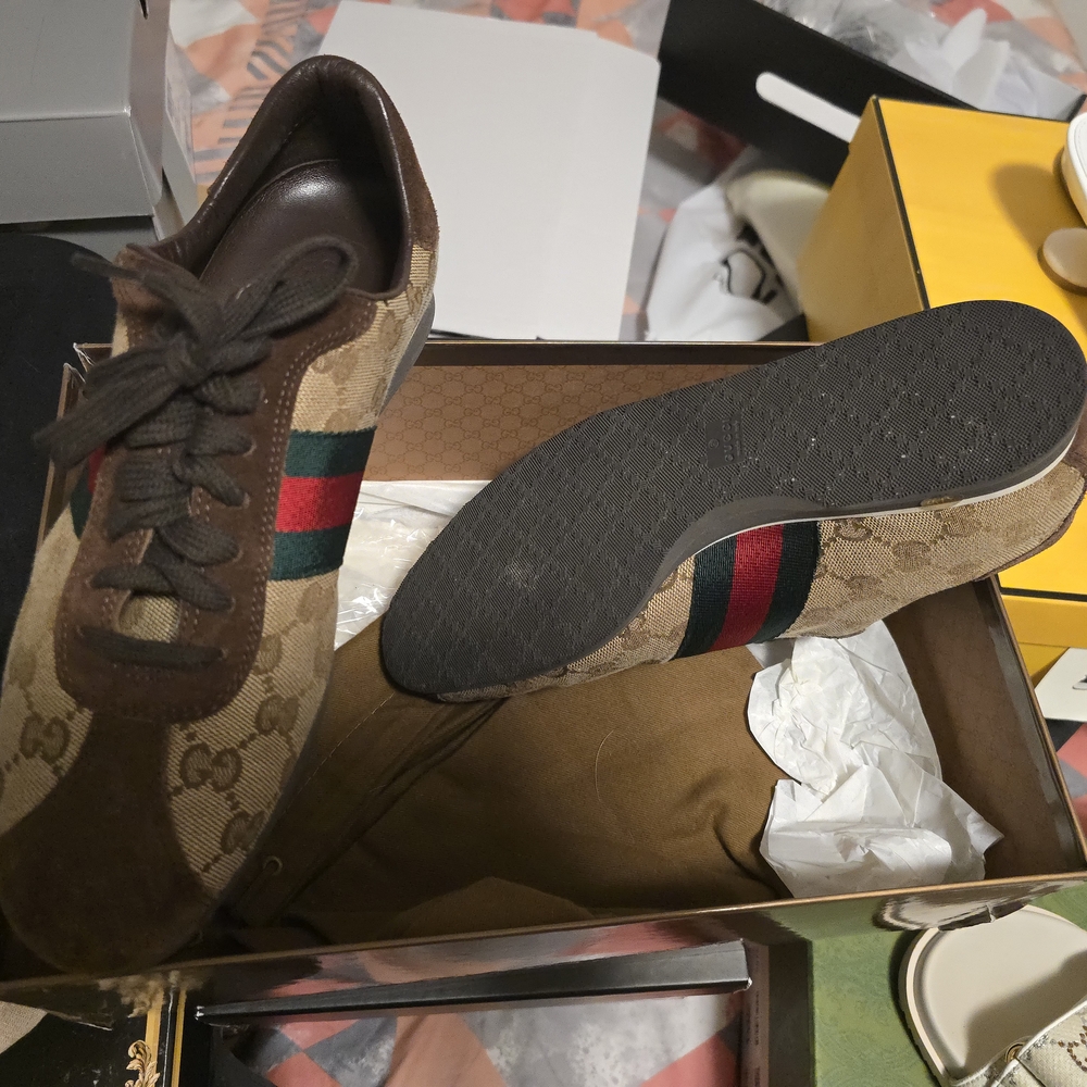 Preowned Gucci Women's Brown Sneakers with Green and Red Stripes